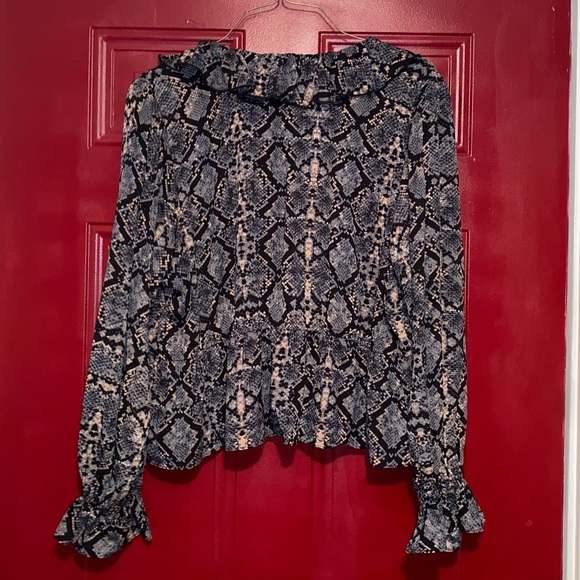 Scoop Black Python Print Ruffle Blouse Size XXL 3X (22) with Tie Front - Picture 2 of 8